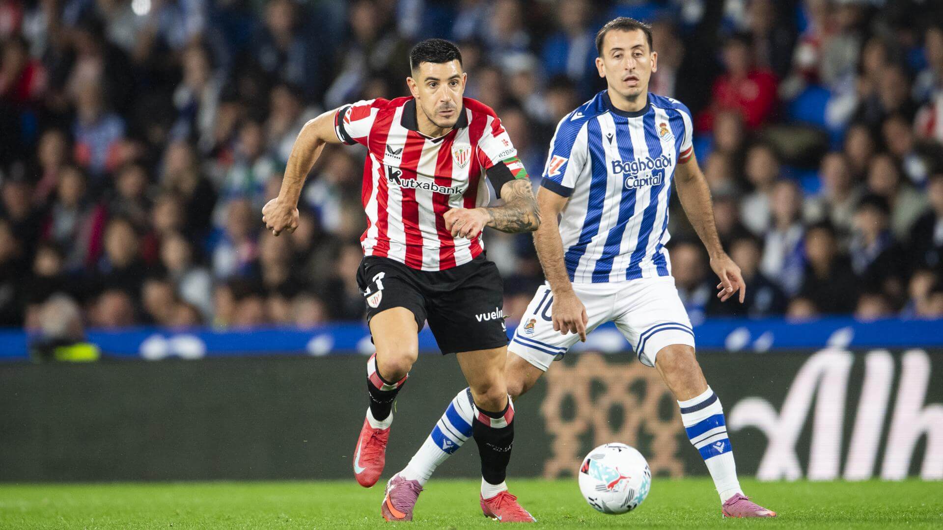 Yuri y Oyarzabal en el derbi ante la Real Sociedad en Anoeta (Foto: Athletic Club).
