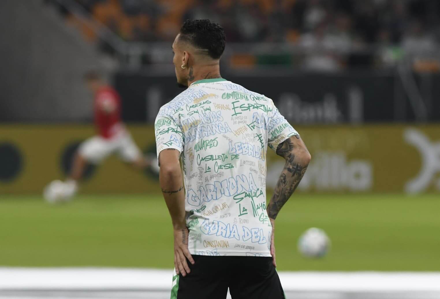 La camiseta del Betis homenaje a los pueblos (Foto: Kiko Hurtado)