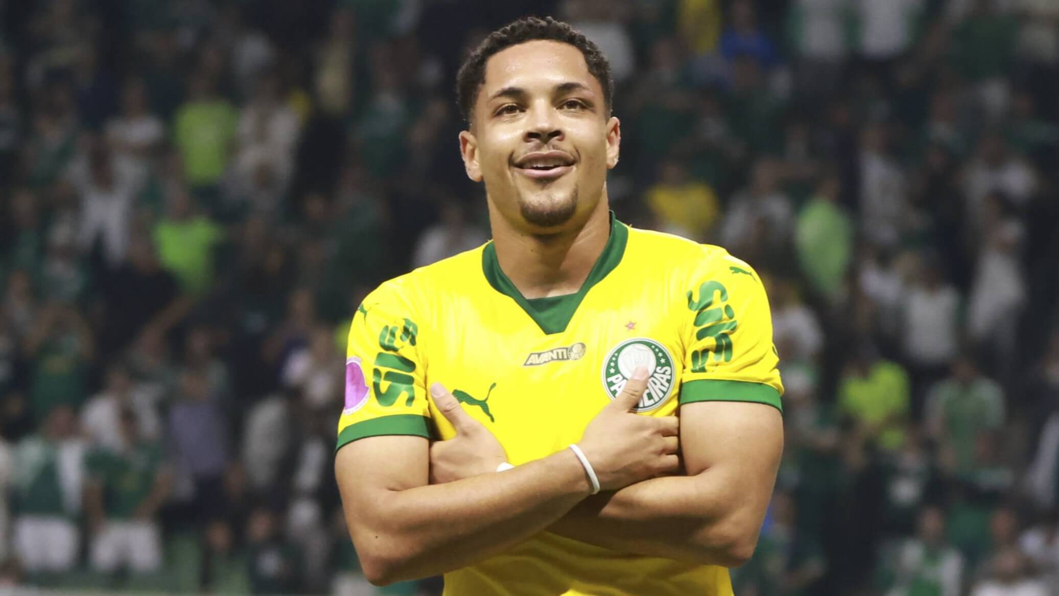 Vitor Roque celebra un gol con Palmeiras (Foto: Cordon Press).