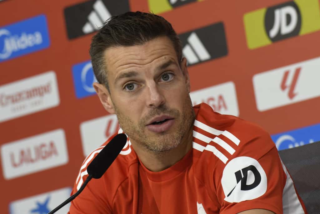 César Azpilicueta, en rueda de prensa (Foto: Kiko Hurtado).