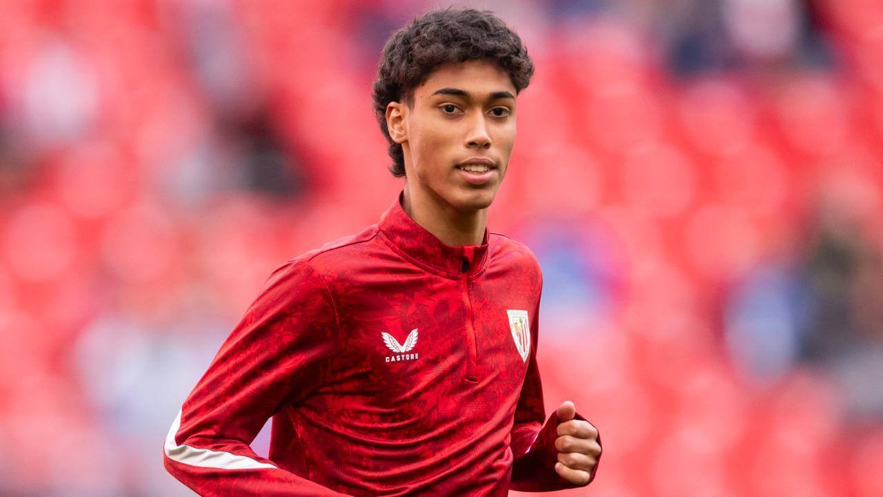 Selton Sánchez calienta para jugar ante el  Oviedo en San Mamés (Foto: Athletic Club).