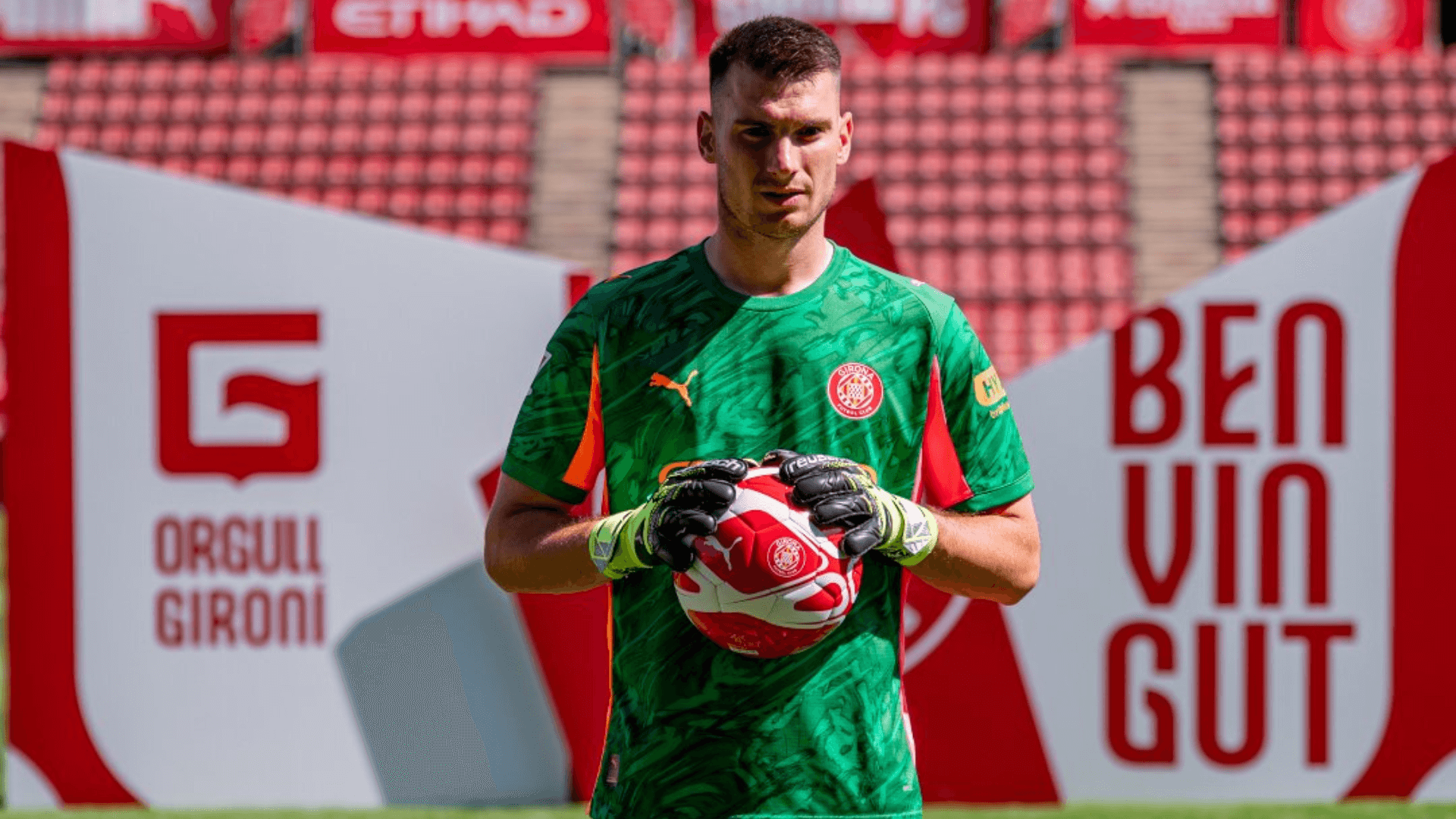 Dominik Livakovic, en su presentación con el Girona (Foto: GFC).