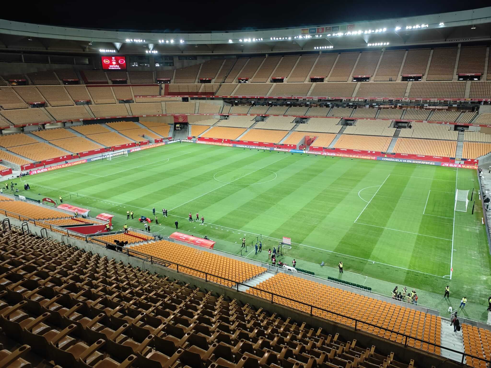 El Estadio de La Cartuja, dispuesto para el España-Turquía.