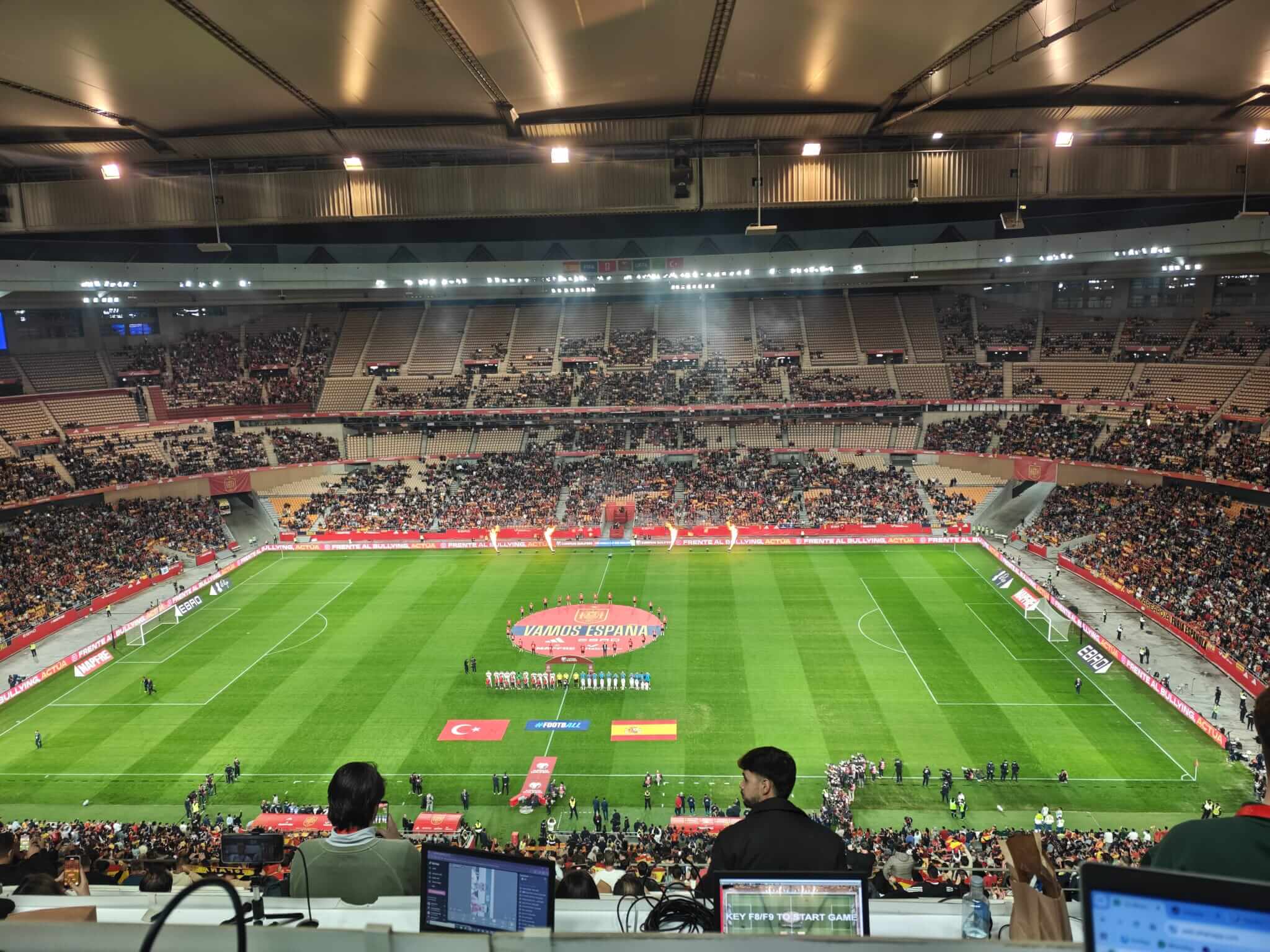 Minuto de silencio por Ochotorena.