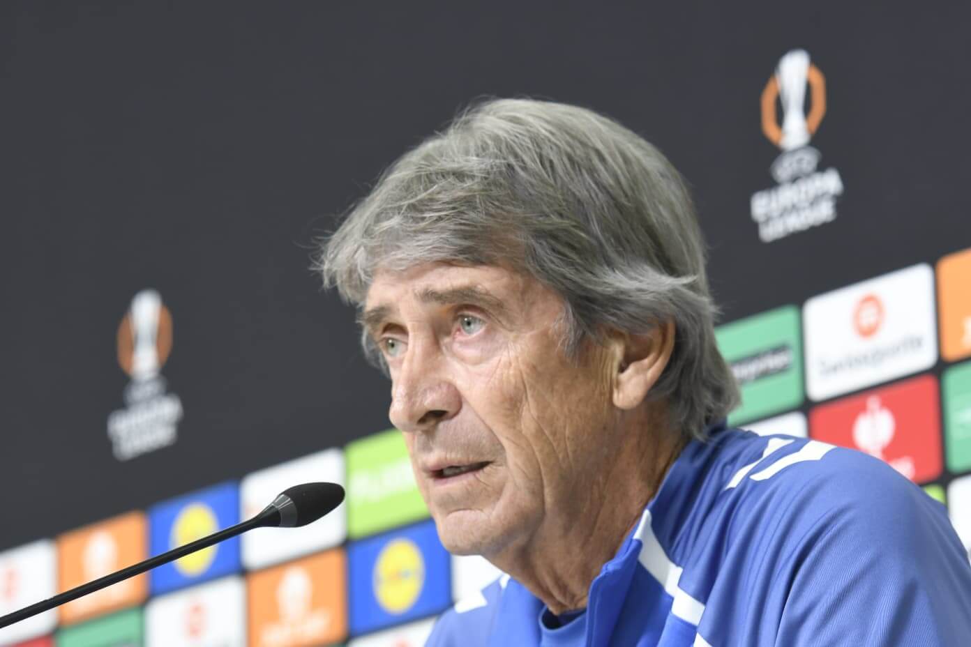 Manuel Pellegrini, en sala de prensa (Foto: Kiko Hurtado)