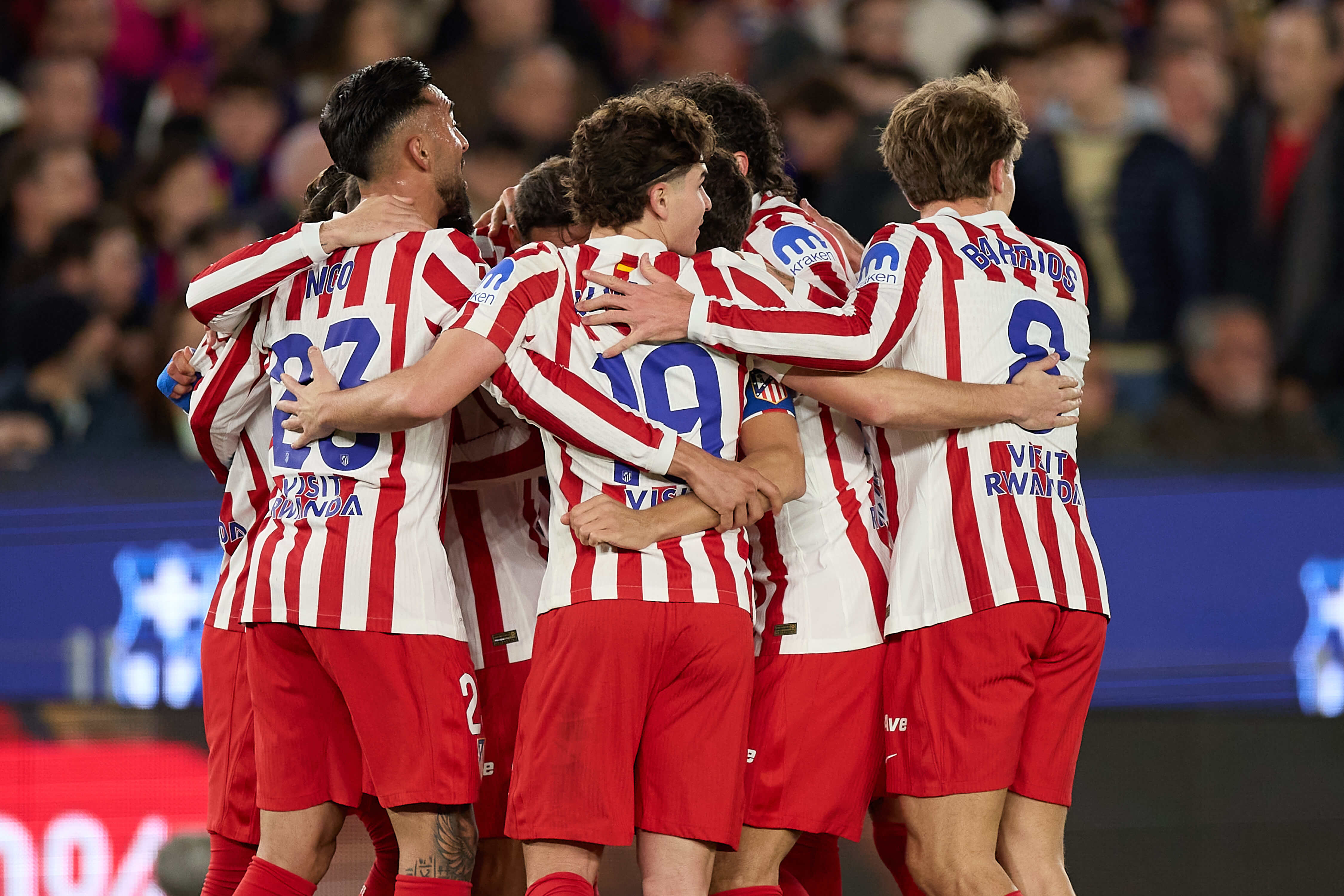 Los jugadores del Atlético celebran un gol ante el Barcelona (Foto: LaLiga).