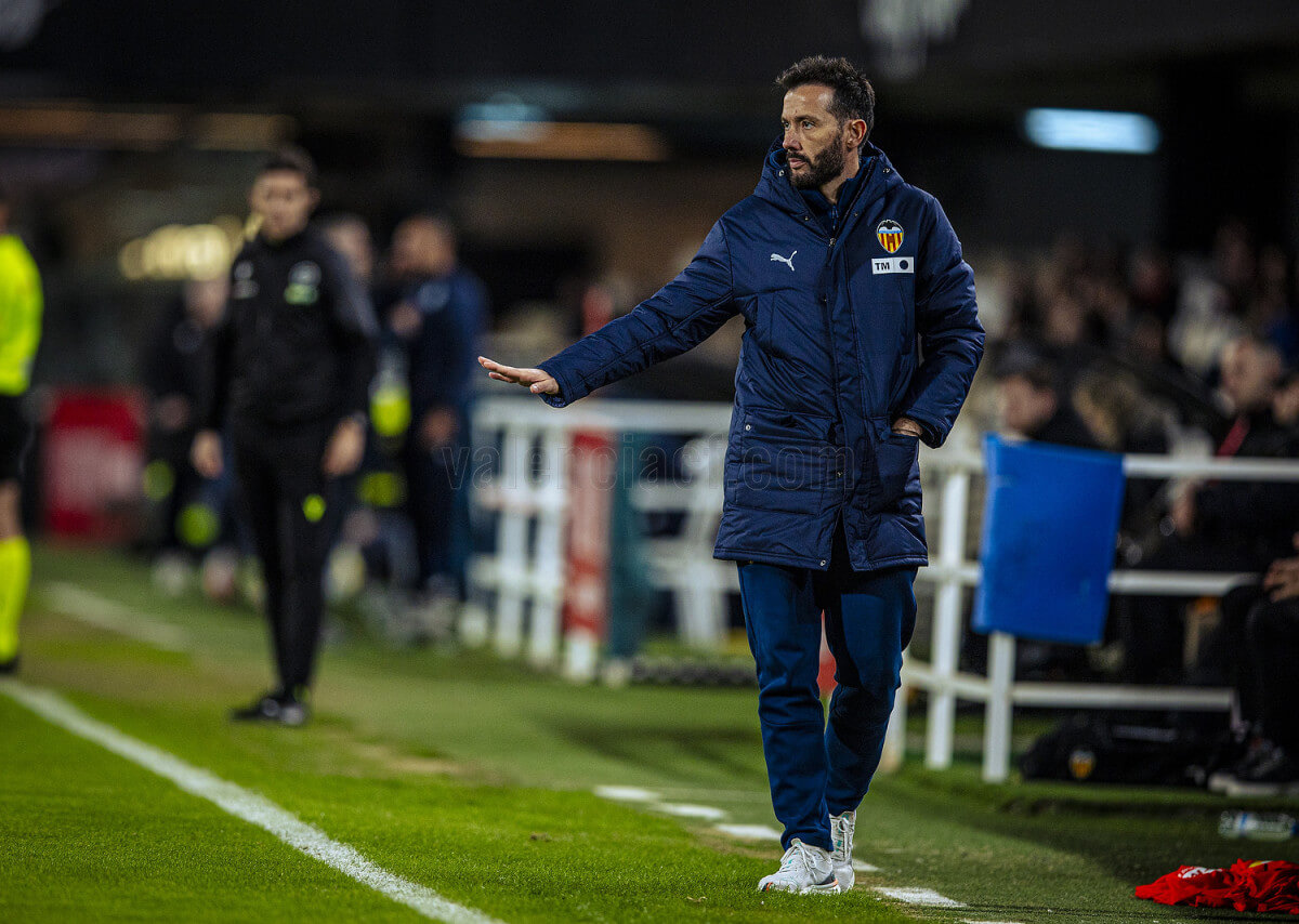 Corberán en el Cartagena-Valencia CF (Foto: VCF)