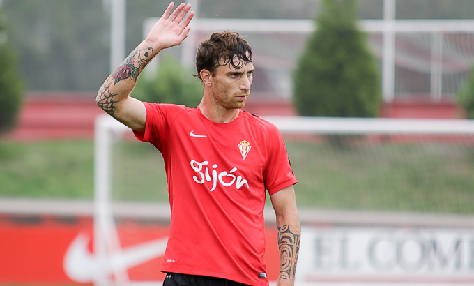 Amorebieta durante su etapa como rojiblanco (Foto: Rodrigo Medina).