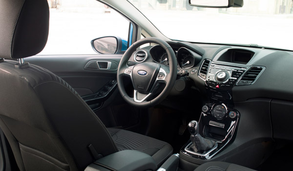 Interior del Ford Fiesta.