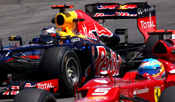 Vettel y Alonso, en carrera.