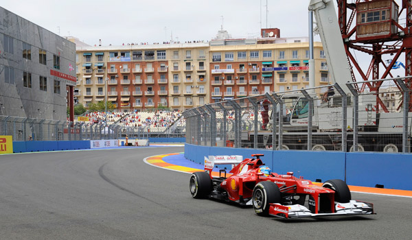 Fernando Alonso, ganador en Valencia.