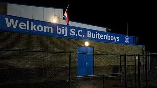 Fachada del estadio del Buitenboys.