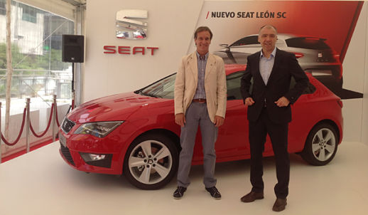 Alfonso y Pantic, con el SEAT León.