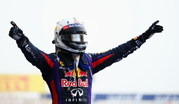 Vettel, celebrando la victoria.