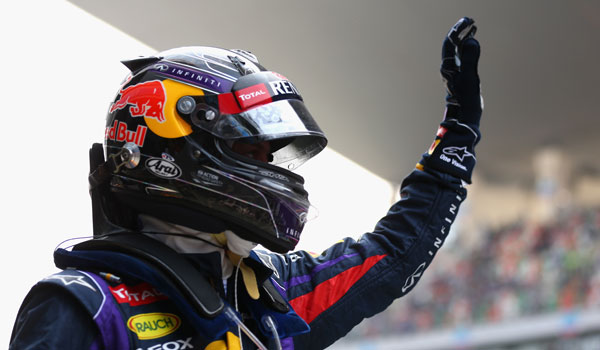 Vettel celebrando su cuarto título.