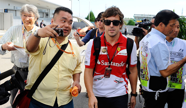 Fernando Alonso, llegando a Suzuka.