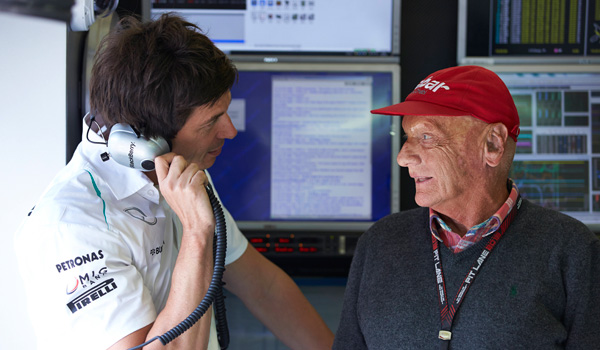 Niki Lauda, con Toto Wolff.