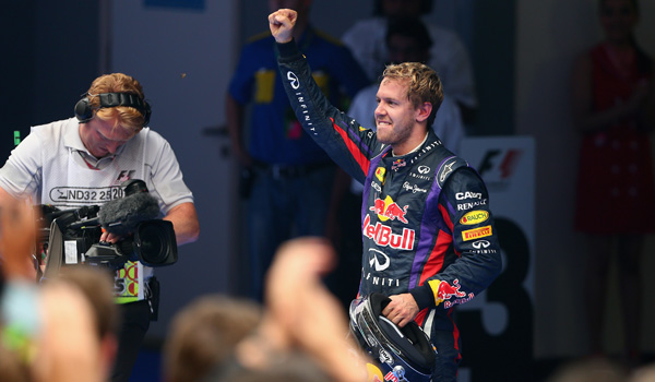 Vettel, celebrando su cuarto título.