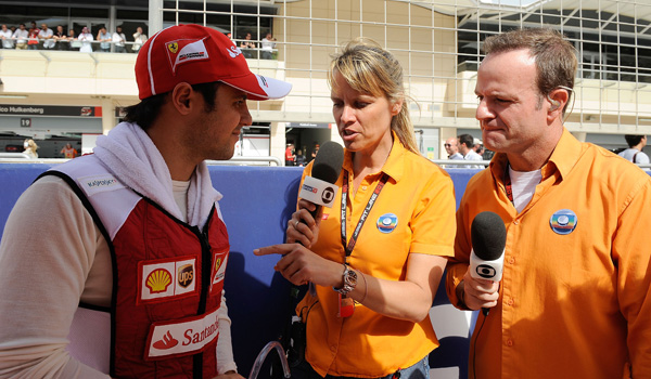 Barrichello, entrevistando a Massa.