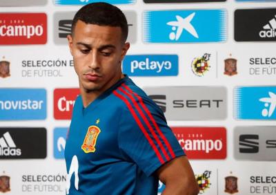 Thiago Alcántara, en rueda de prensa con la selección española en Krasnodar.