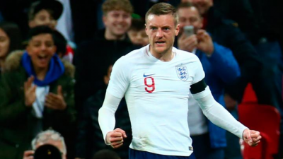 El delantero Jamie Vardy, duda en el once de Inglaterra.