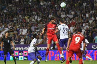 Sergi Gómez, ante el Újpest.
