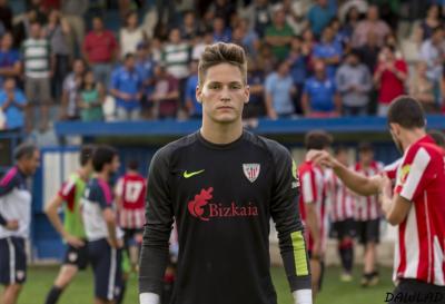 El portero Alex Remiro está ahora en el ojo del huracán