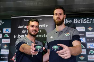 Lluis Costa y Pablo Almazán.
