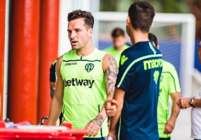 Toño García, en el entrenamiento del Levante UD (Adolfo Benetó).