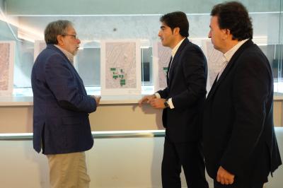 Ángel Haro, presentando el proyecto.