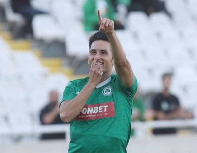 Isma López celebra su primer gol con la camiseta del Omonia (Foto:CFA).