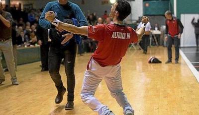 Jokin Altuna arrolló a Peio Etxeberria en el Beotibar. 