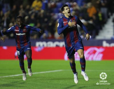 Chema celebra su gol ante la Real Sociedad (Foto: LaLiga).