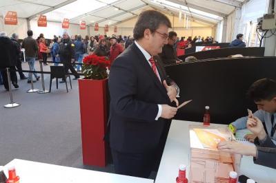 JUan Mari Aburto votando en las elecciones del Athletic (Foto: Athletic Cluib).