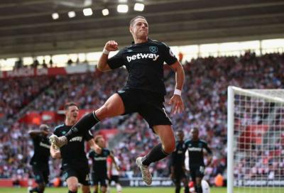 Chicharito, con el West Ham (Foto: EFE).