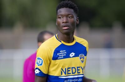 Agoumé, en un partido con el Sochaux. 