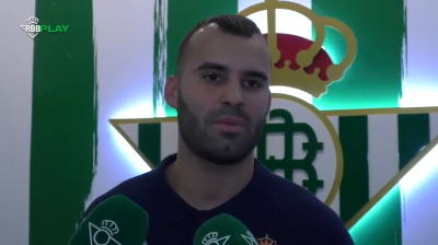 Jesé Rodríguez, con los medios oficiales del Betis.