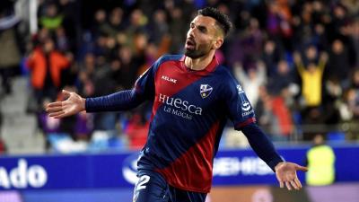 Gallego celebra su primer gol en LaLiga Santander con el Huesca.