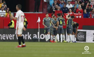 Celebración de uno de los goles de Mikel Oyarzabal. (Foto: LaLiga)