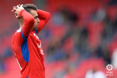 Alain Oyarzun se lamenta en un partido (Foto: LaLiga).