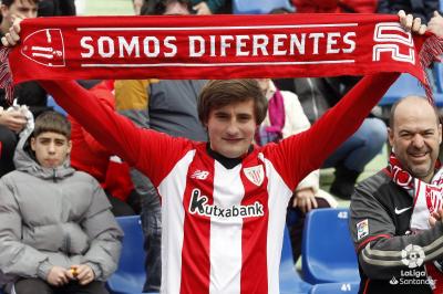 La afición se hizo notar en el silencioso Coliseum (Foto: Athletic Club).