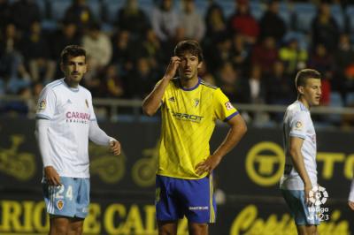 Dejan Lekic, durante el Cádiz-Real Zaragoza (Foto: LaLiga).