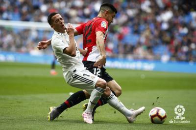 Esta es la acción que le ha costado la amarilla a Yuri  (Foto: LaLiga).