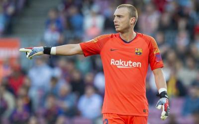 Cillessen da instrucciones a sus compañeros durante el partido ante el Getafe (Foto: FCB).