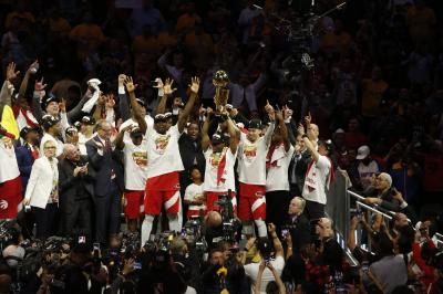 Toronto Raptors Campeon de la NBA 2019 Lesion de Klay Thompson