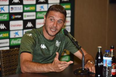 Joaquín, durante una rueda de prensa en Montecastillo (Foto: Kiko Hurtado).