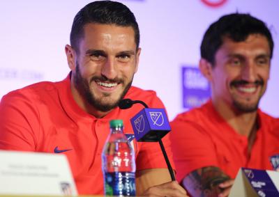 Koke y Savic atienden a los medios de comunicación en Orlando (Foto: ATM). 