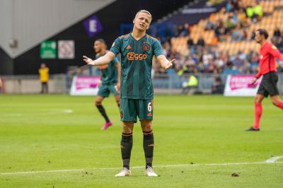 Van de Beek, ante el Vitesse (Foto: Ajax).
