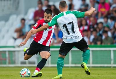 Beñat Etxebarria podría regresar al once el domingo (Foto: Athletic Club).