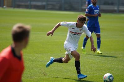 Alejandro Pozo, durante el partido ante el Hoffenheim de este domingo (Foto: SFC).